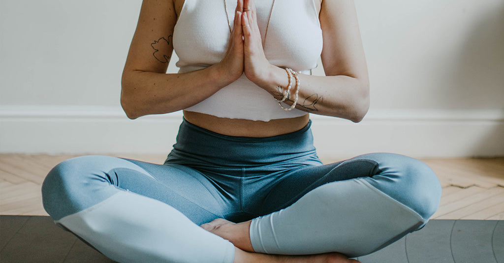 What kind of shirt is best for yoga?