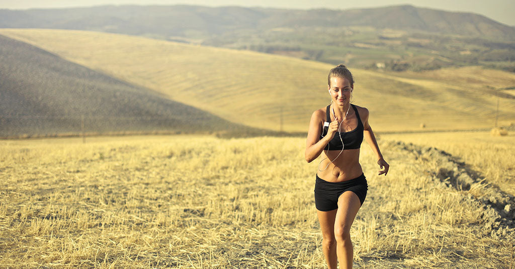 Is a tight or loose shirt better for running?